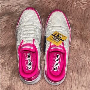 Skechers White and Hot Pink Slip-Ins Quilted Sneakers